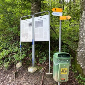 Wegweiser Täuferhöhle