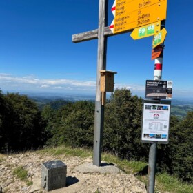 Schnebelhorn ist mit 1292 Metern der höchste Berg des Zürcher Oberlandes