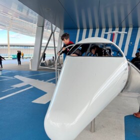 Zürich Tower, this is Cessna 994 - ready for take off ...