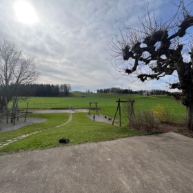 Seilrutsche und Klettergerüst